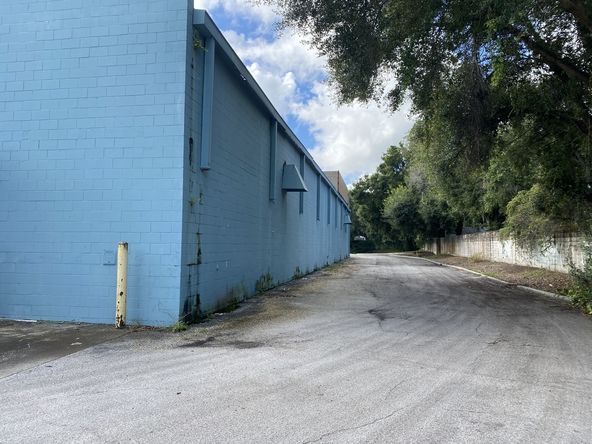 Bartow Village Shopping Center + 0.81 Acre Parcel: 1475 US Highway 17 S, Bartow, FL 33830